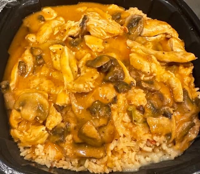 Lunch Arroz Con Pollo.