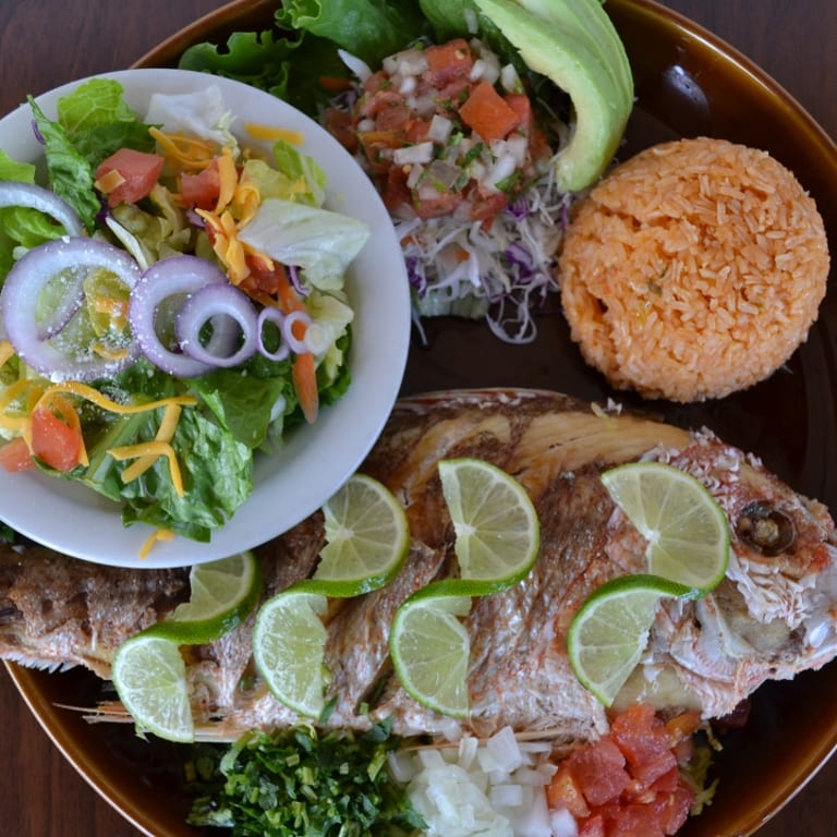 Pescado Frito: Crispy Mexican Seafood Delight